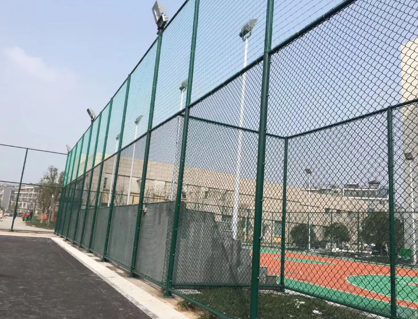 平和球场护栏网